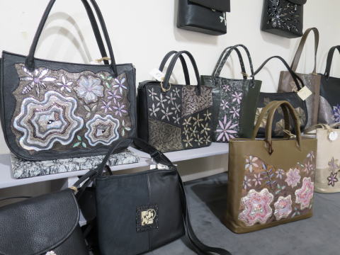 橋本和子　革バッグ