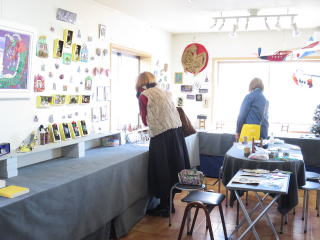 わくわくアトリエ海展2025　会場-4